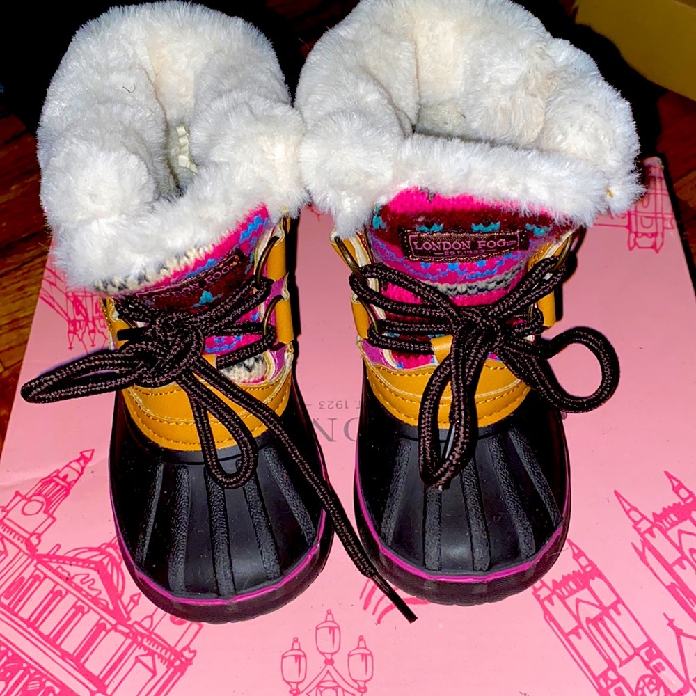 London fog boots infants